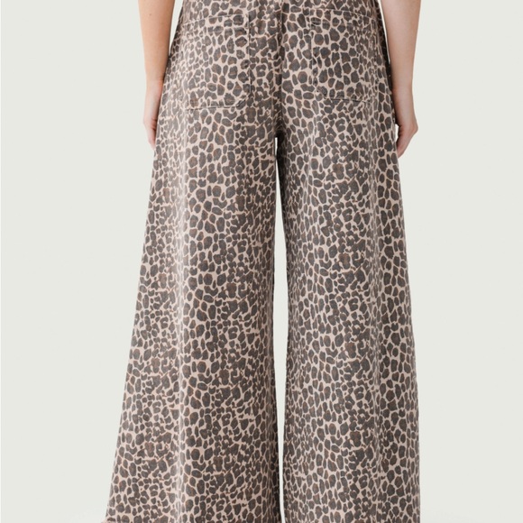 Leopard Print Stretch Wide-Leg Pants by Vintage Havana - Picture 4 of 11